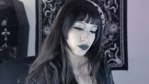   online show from 10, 6, 2026