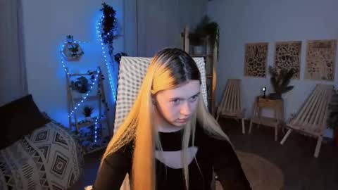 your cute kitty online show from 9, 6, 2026
