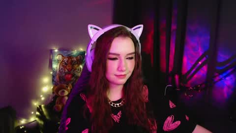 celia_sensual_ online show from 17, 4, 2026