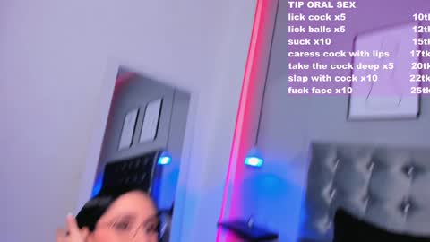 CelinaYHanck online show from 19, 1, 2025