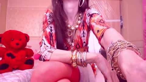 Cerise online show from 11, 2, 2025