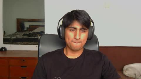 Snapshot of cesarex148 chatting on 4, 12, 2025 Cesar online show from 4, 12, 2025