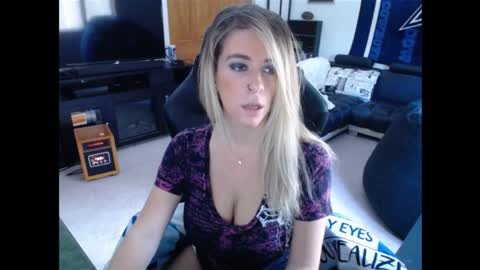 Marie online show from 27, 12, 2024