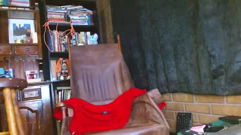 cguffey2284 online show from 20, 2, 2025