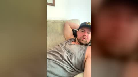 chad25old online show from 18, 5, 2026