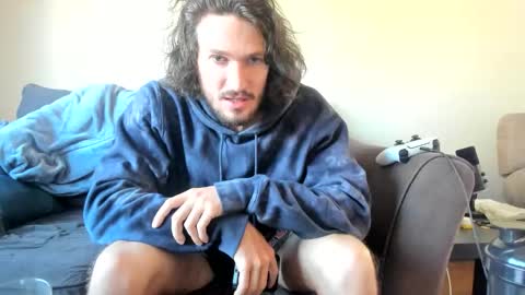 Snapshot of chadpowerz chatting on 8, 3, 2026 Lydong online show from 8, 3, 2026