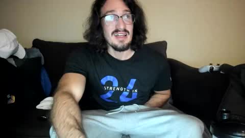 Snapshot of chadpowerz chatting on 1, 4, 2026 Lydong online show from 1, 4, 2026