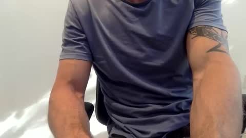 Snapshot of chagaschoo chatting on 25, 3, 2026 Chags online show from 25, 3, 2026