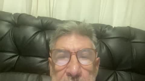 Snapshot of champsex305610 chatting on 19, 4, 2026 champsex305610 online show from 19, 4, 2026