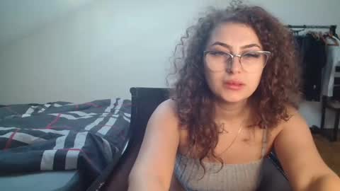 Stephanieblisss online show from 9, 2, 2025