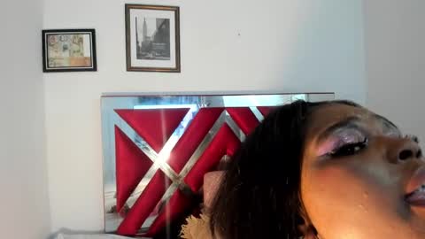 Snapshot of channellross chatting on 8, 3, 2025 Chanell online show from 8, 3, 2025