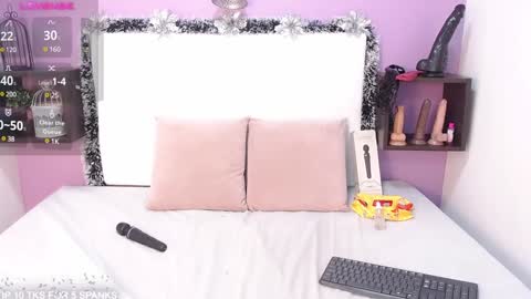 Snapshot of chantalblair chatting on 4, 12, 2024 Chantal Blair online show from 4, 12, 2024