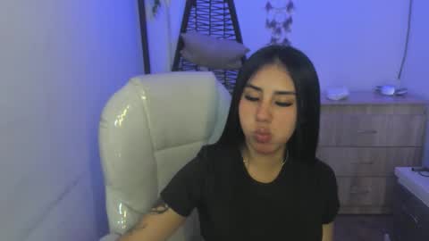 Chantall online show from 28, 11, 2025