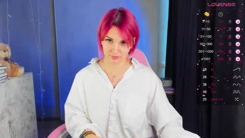 Suzanna Snow online show from 28, 1, 2025