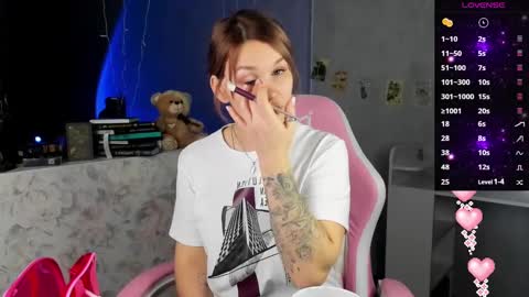 Suzanna Snow online show from 11, 3, 2025