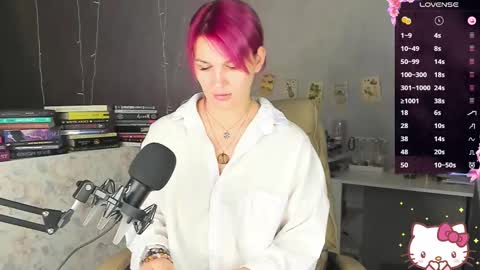 Suzanna Snow online show from 14, 9, 2025