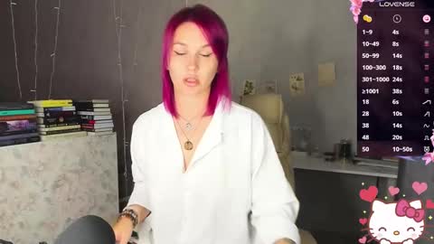 Suzanna Snow online show from 22, 9, 2025