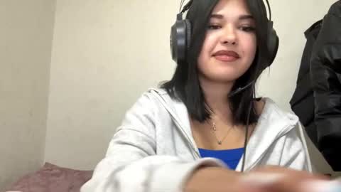 Lola online show from 1, 12, 2025