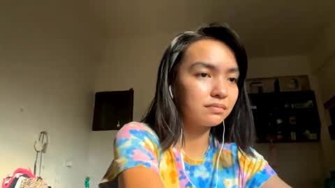 Snapshot of charamaracle chatting on 14, 4, 2026 Elly online show from 14, 4, 2026