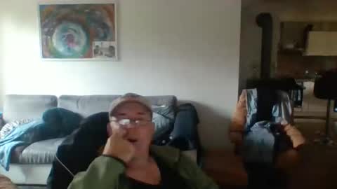 charles6064 online show from 12, 9, 2025