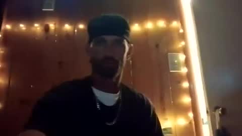 charlesb13 online show from 17, 5, 2026