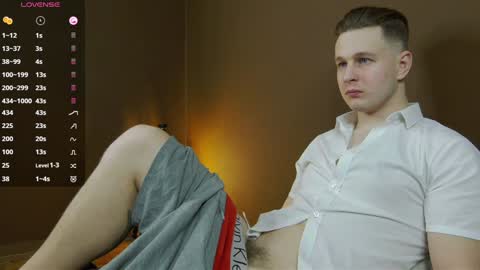 Snapshot of charlie_smiley chatting on 5, 12, 2024 Charlie Smiley online show from 5, 12, 2024