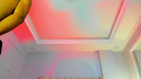    online show from 1, 11, 2025