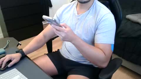 charliekkw online show from 30, 11, 2025