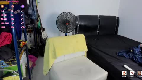 Snapshot of charlietaylorr__ chatting on 5, 8, 2026 Charlie online show from 5, 8, 2026