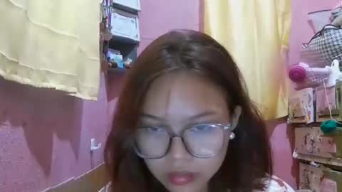 Sweetieeche online show from 9, 8, 2026