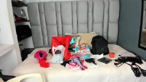 Charlot milf online show from 15, 11, 2025