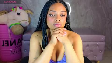 Charlote  online show from 17, 4, 2026