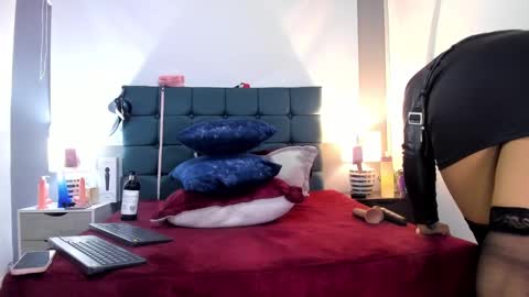 Charlott online show from 12, 9, 2025