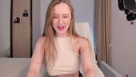 Snapshot of charlottawells chatting on 17, 1, 2026 CharlottaWells online show from 17, 1, 2026