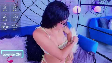 Snapshot of charlotte_2015 chatting on 28, 10, 2025 ambar online show from 28, 10, 2025