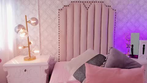   Charlotte  online show from 10, 1, 2025