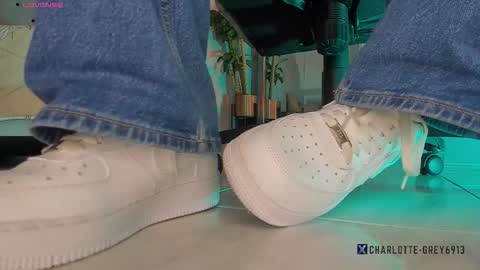 charlotte  grey online show from 5, 1, 2026