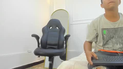 charlottte y dante online show from 8, 2, 2026