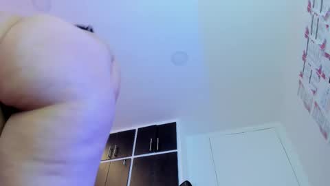 Charlotte Icee online show from 27, 2, 2025