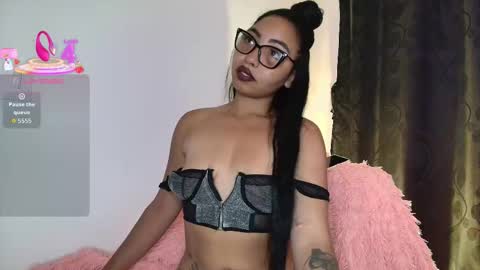 charlotte_princess_1 online show from 18, 3, 2026