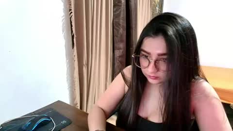 charlotte_richardson online show from 30, 5, 2026