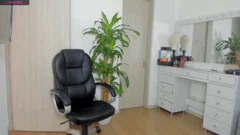 Yuli online show from 13, 12, 2024