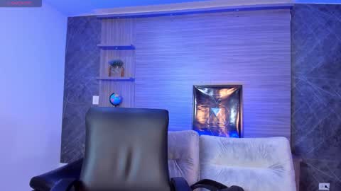 Charlotte  Everyday From 0700 to 1300 Col Time online show from 16, 1, 2026