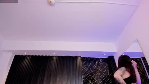 Snapshot of charlotte_whitee1 chatting on 27, 5, 2026 Charlotte Everyday From 0700 to 1300 Col Time online show from 27, 5, 2026