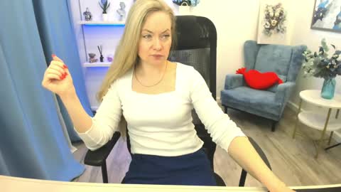 Charlotte online show from 14, 4, 2026