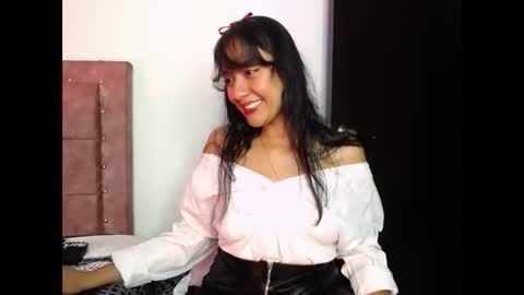 charlottekiss99 online show from 28, 3, 2026