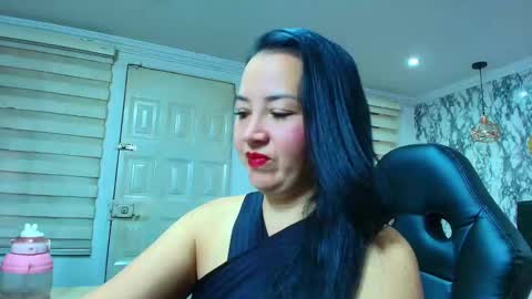 Charlotte  Schmidt online show from 15, 9, 2025