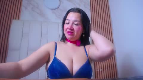 Charlotte  Schmidt online show from 22, 11, 2025