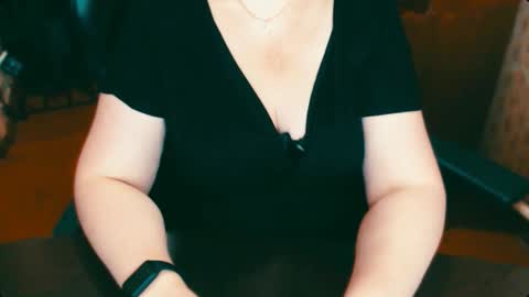 CharlotteXTasty online show from 27, 11, 2025