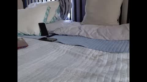 Sexyman22 online show from 15, 5, 2026